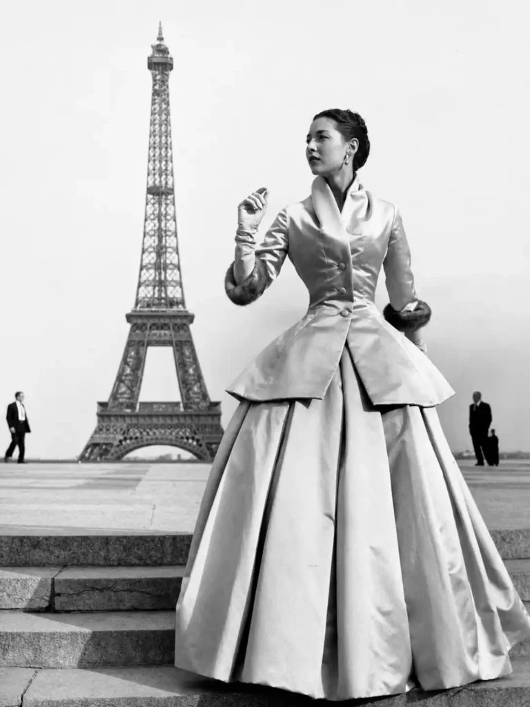 How Dior Reintroduced Feminine Silhouettes
