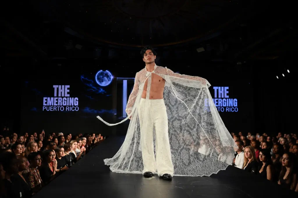 An Ivory Finale That Captured the Collections Identity
