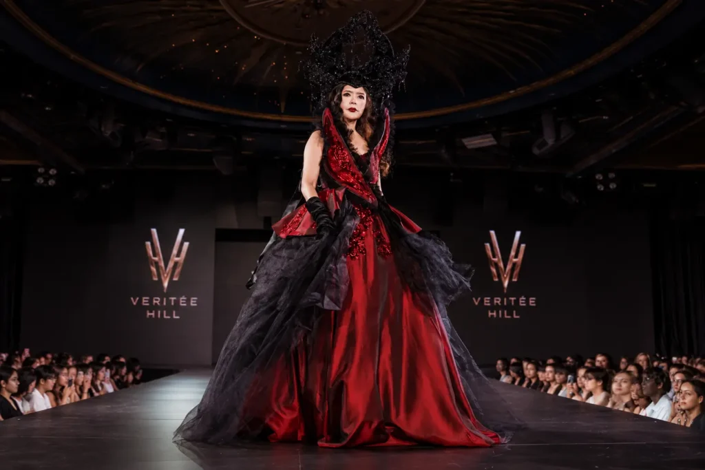 Red Satin, Black Volume