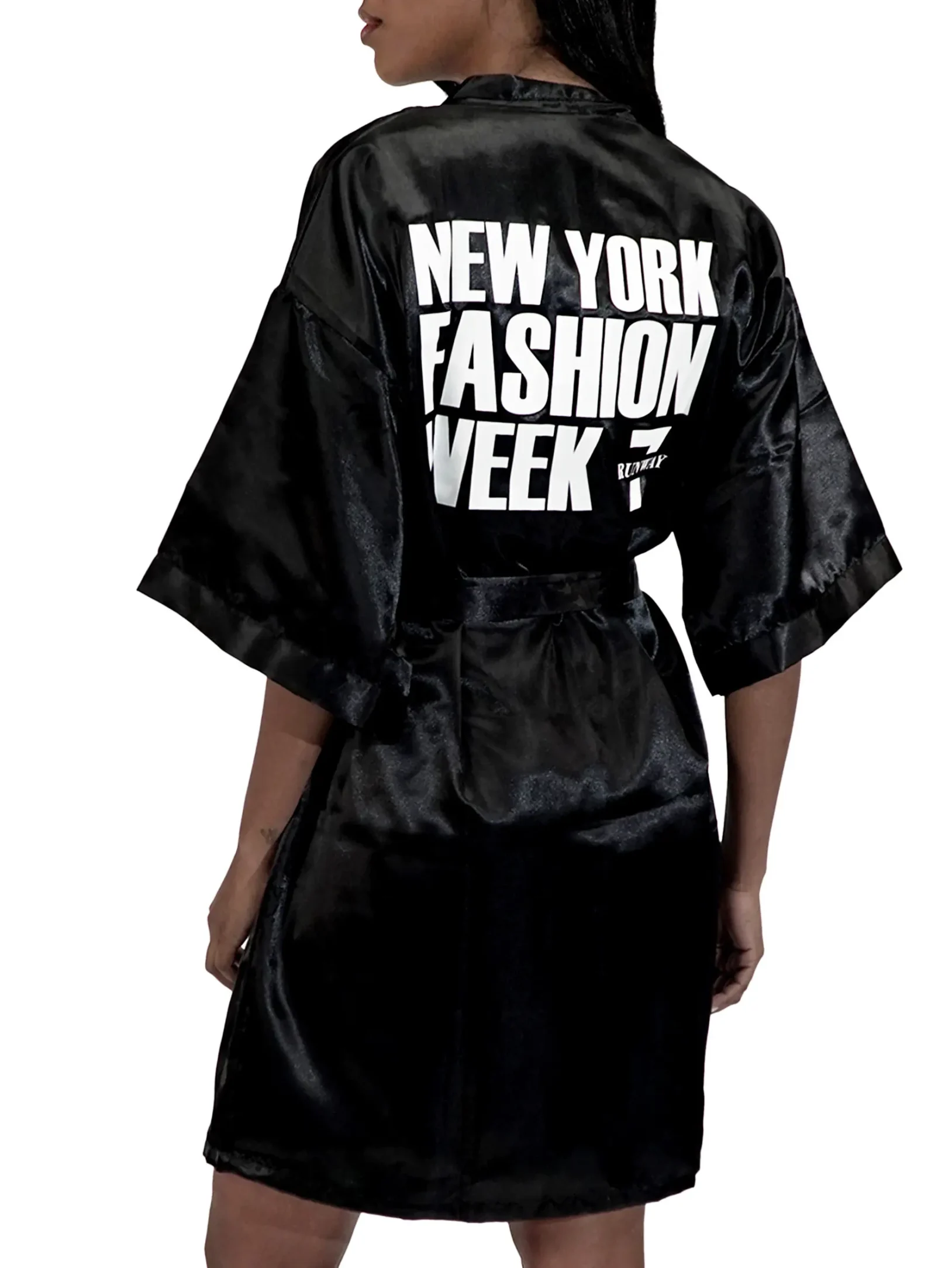 runway7-nyfw-model-robe1